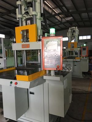 PT-850 VERTICAL 85T 플라스틱 수직 주입 폼 머신